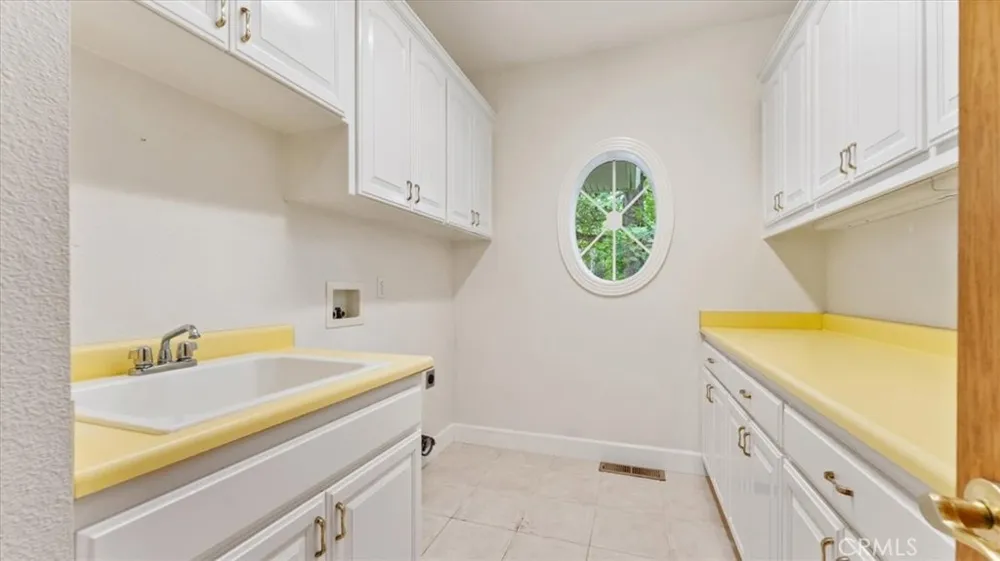 88 Almond Avenue Oroville, CA 95966