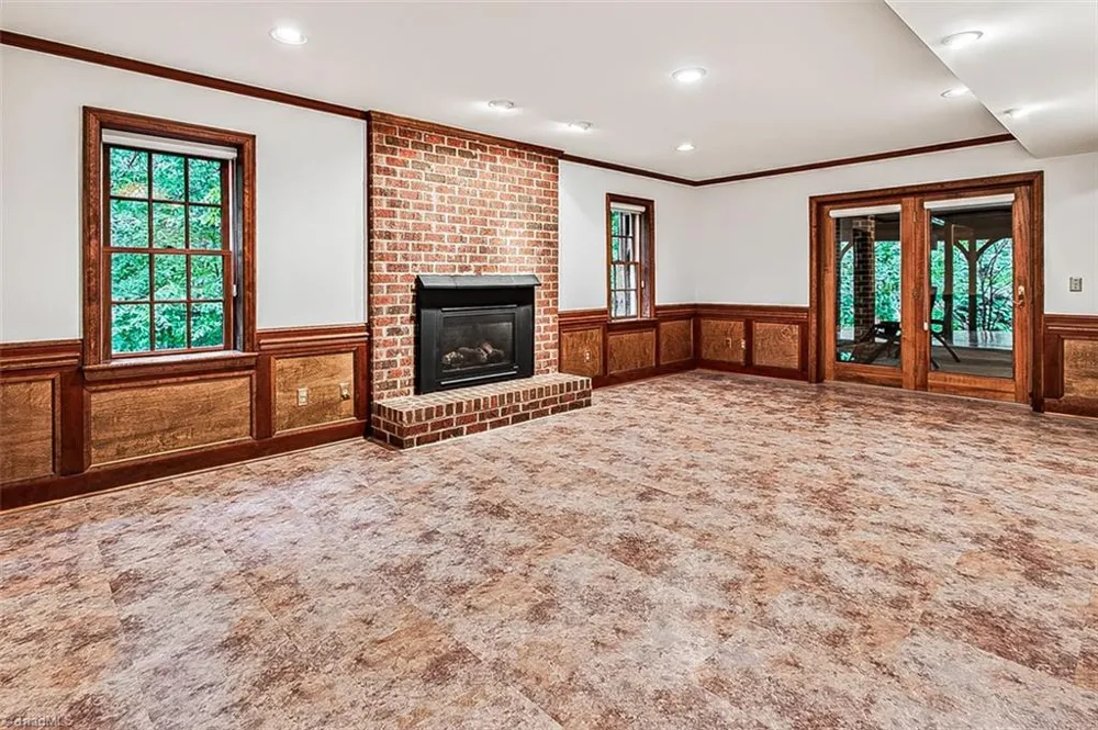 1673 Brevard Drive Asheboro, NC 27205