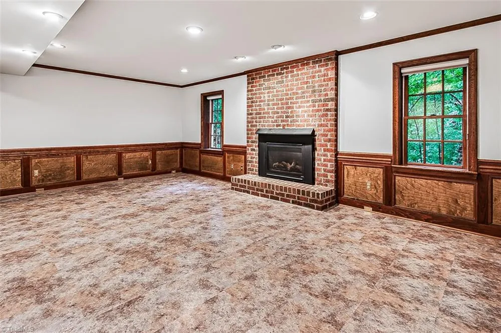 1673 Brevard Drive Asheboro, NC 27205