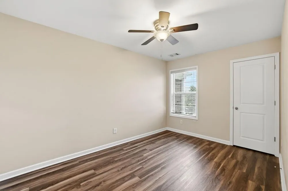 1162 Lanier Willow Path Buford, GA 30518