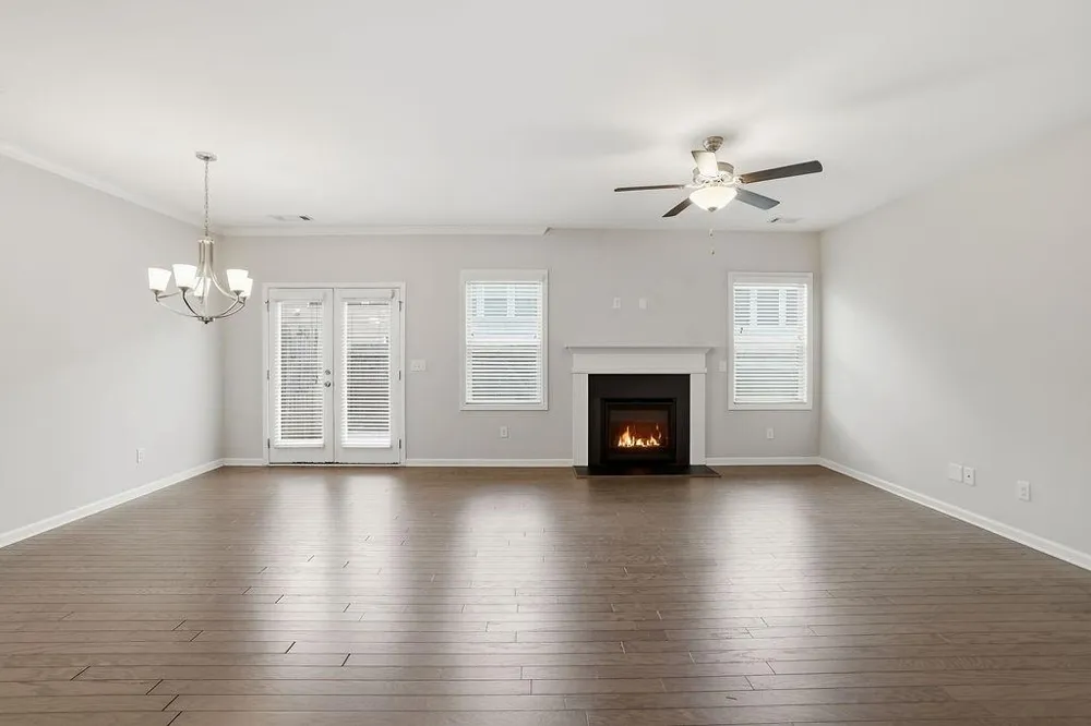 1162 Lanier Willow Path Buford, GA 30518