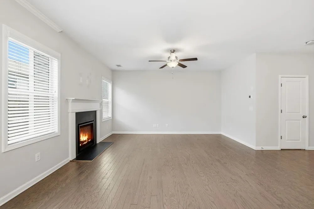 1162 Lanier Willow Path Buford, GA 30518