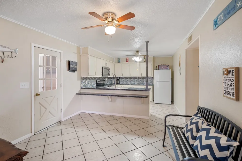 100 W Oak Acres Drive Malakoff, TX 75148