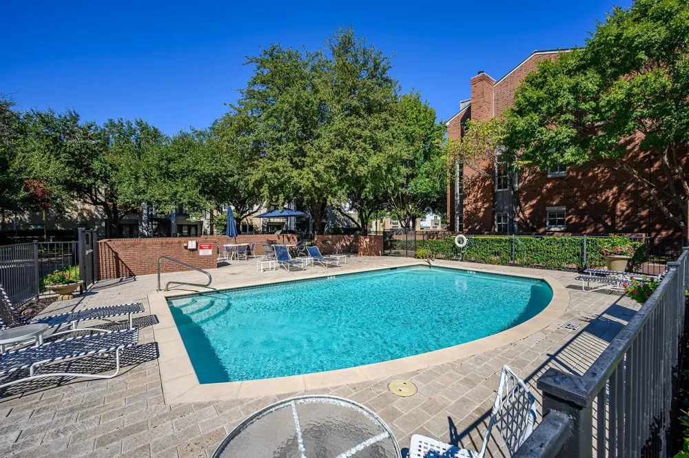 7700 Eastern Avenue #401 Dallas, TX 75209