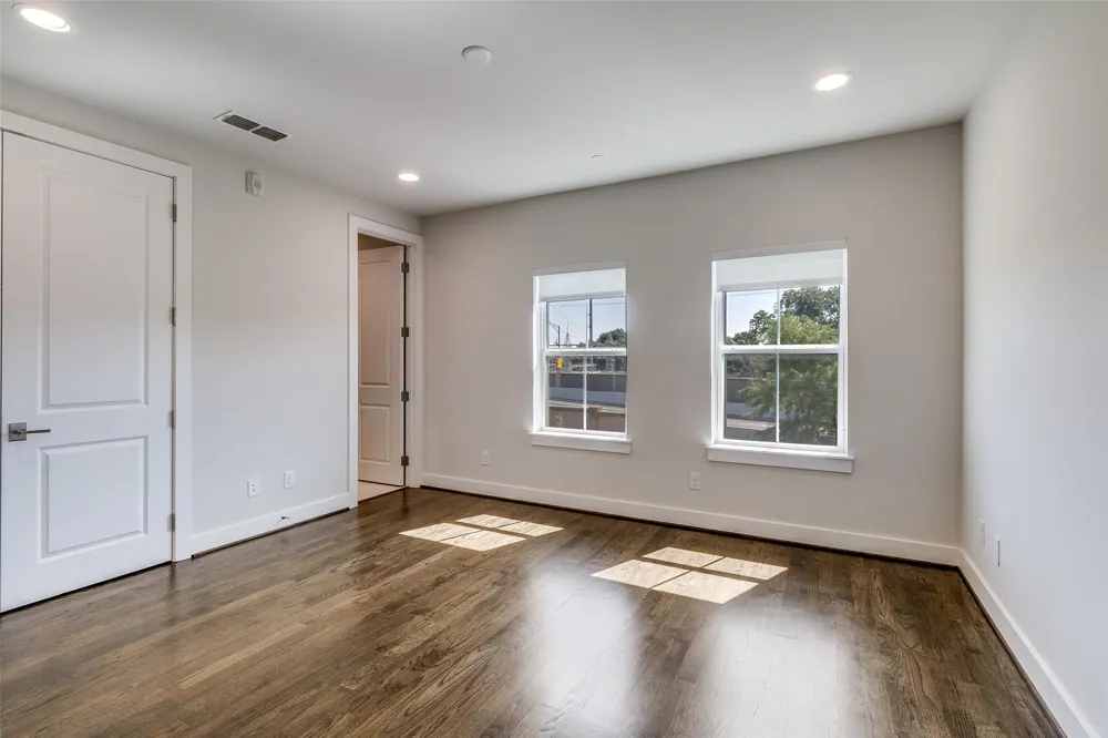7700 Eastern Avenue #401 Dallas, TX 75209