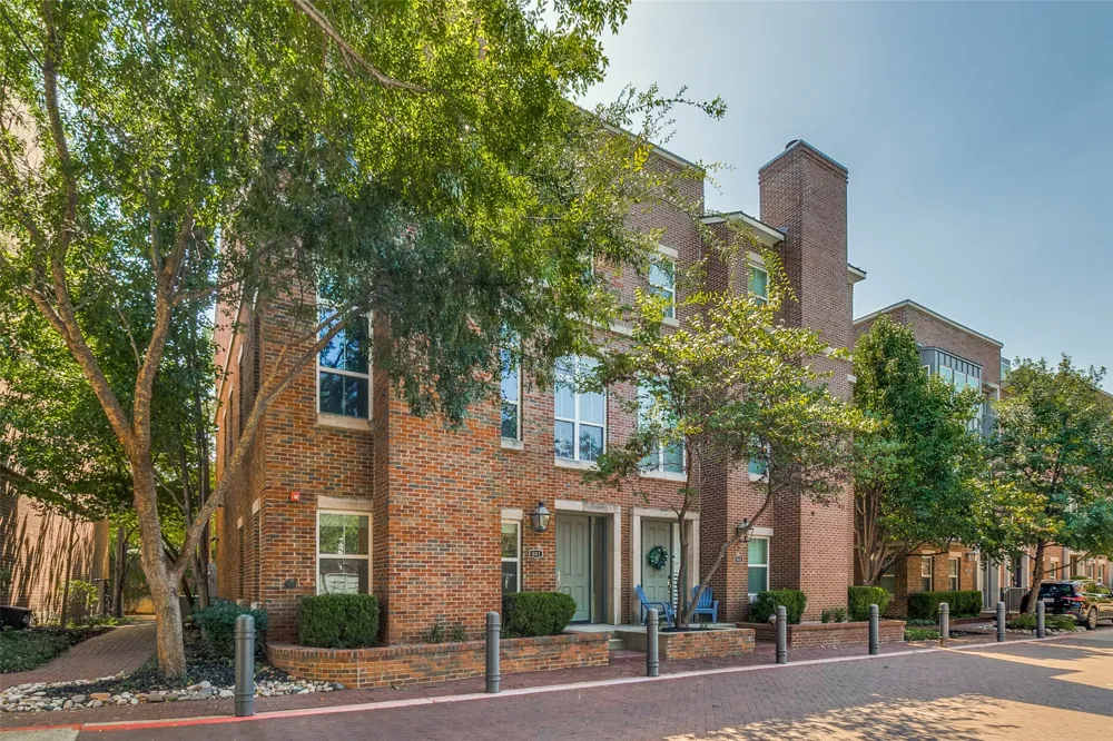 7700 Eastern Avenue #401 Dallas, TX 75209
