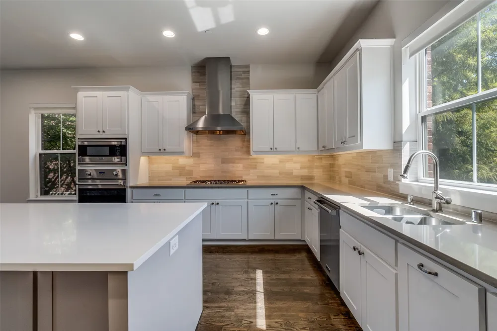 7700 Eastern Avenue #401 Dallas, TX 75209