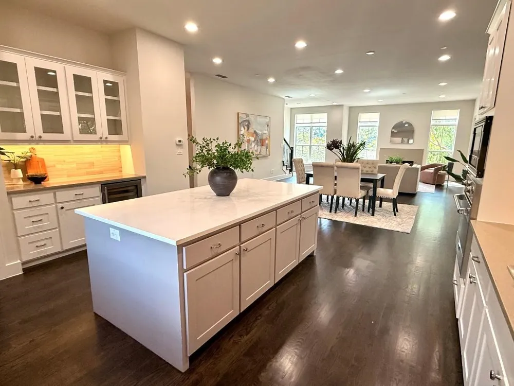 7700 Eastern Avenue #401 Dallas, TX 75209
