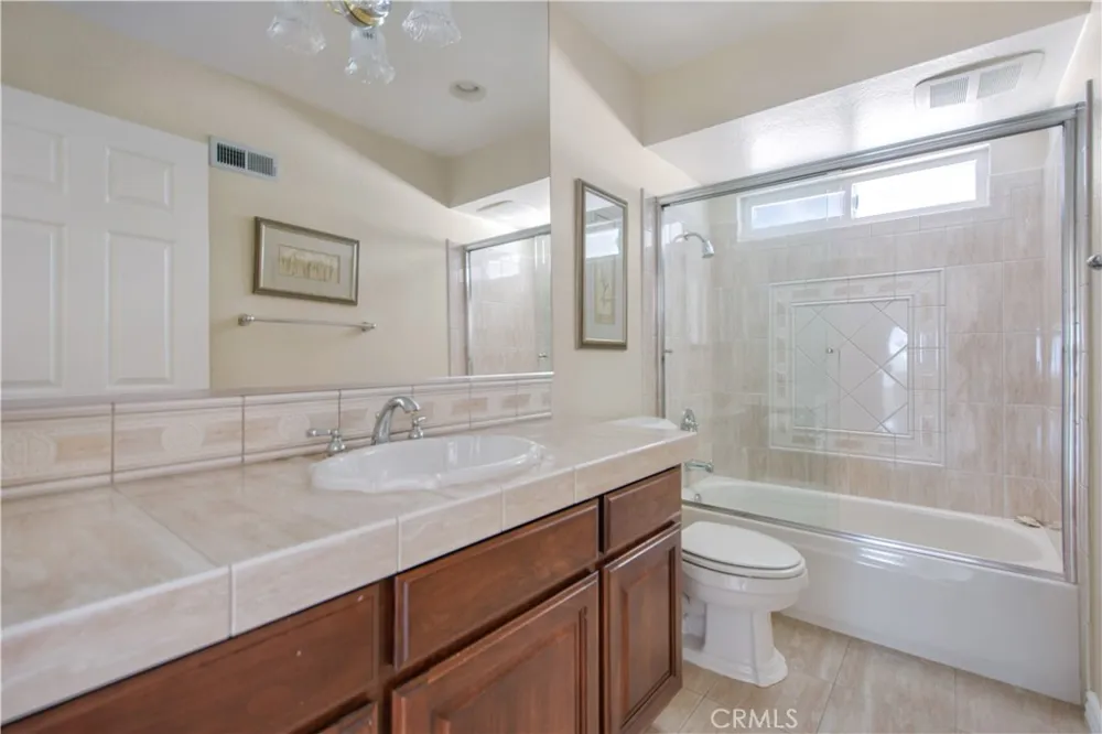 2377 Sommerset Dr Brea, CA 92821