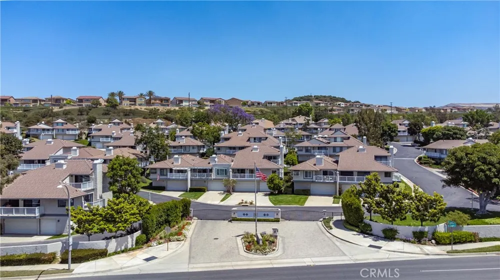 2377 Sommerset Dr Brea, CA 92821