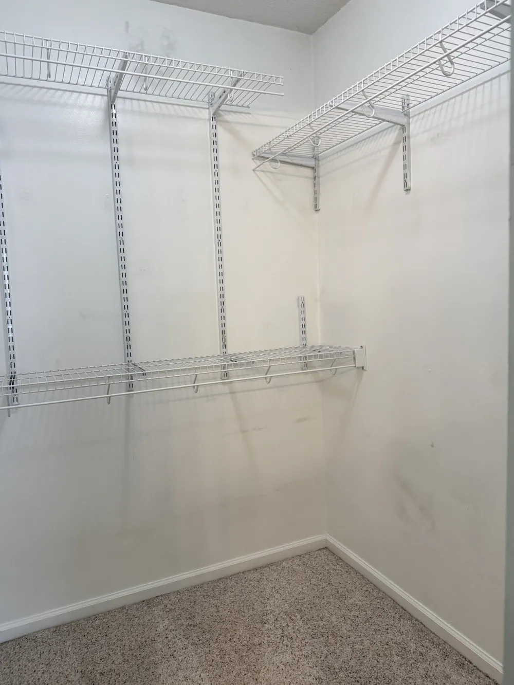 1011 Lassiter Dr Goodlettsville, TN 37072