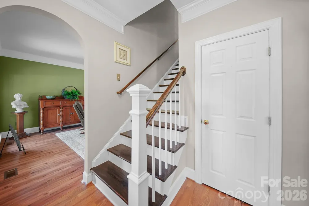 8513 Middleton Circle Harrisburg, NC 28075
