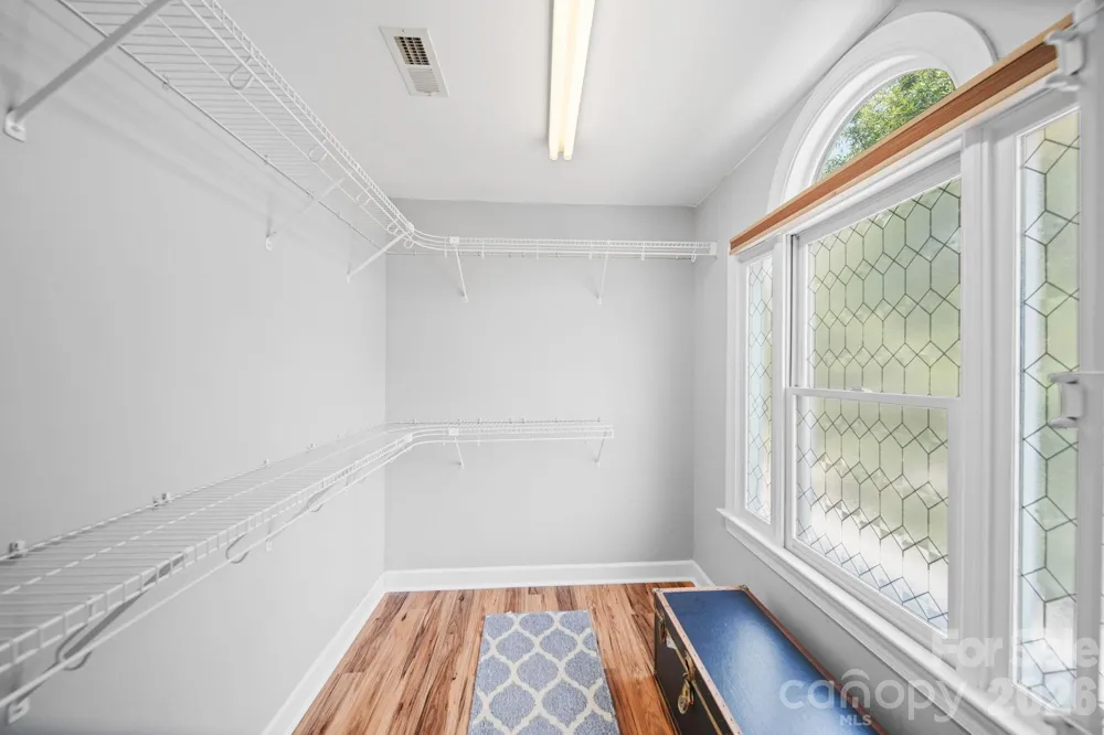 8513 Middleton Circle Harrisburg, NC 28075