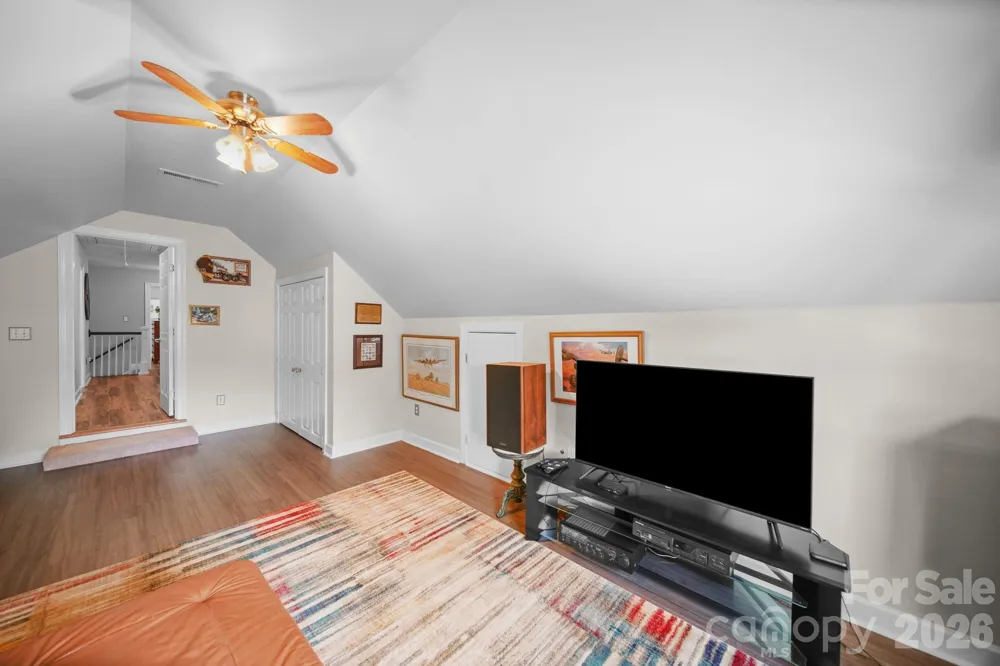 8513 Middleton Circle Harrisburg, NC 28075