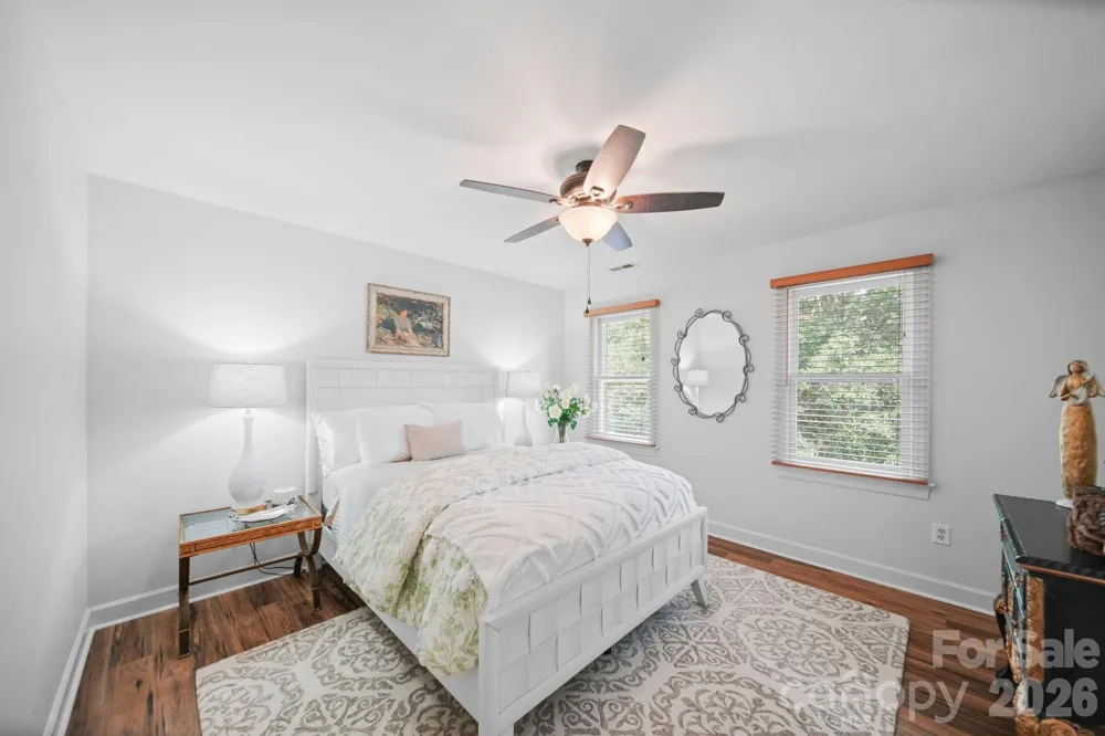 8513 Middleton Circle Harrisburg, NC 28075