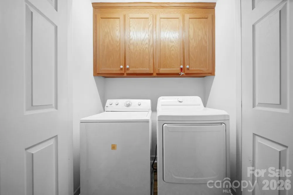 8513 Middleton Circle Harrisburg, NC 28075