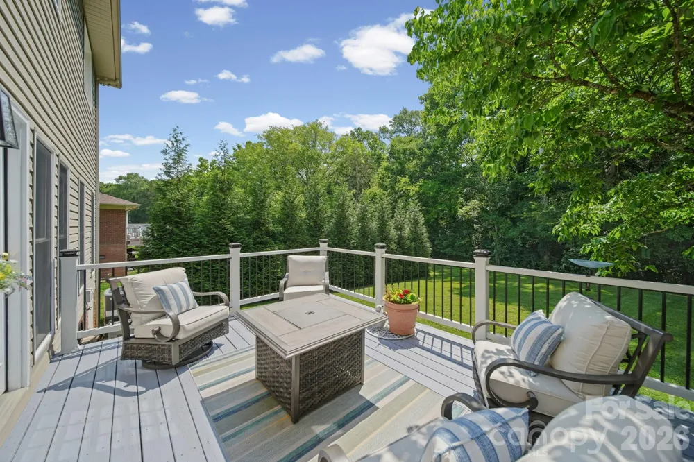 8513 Middleton Circle Harrisburg, NC 28075