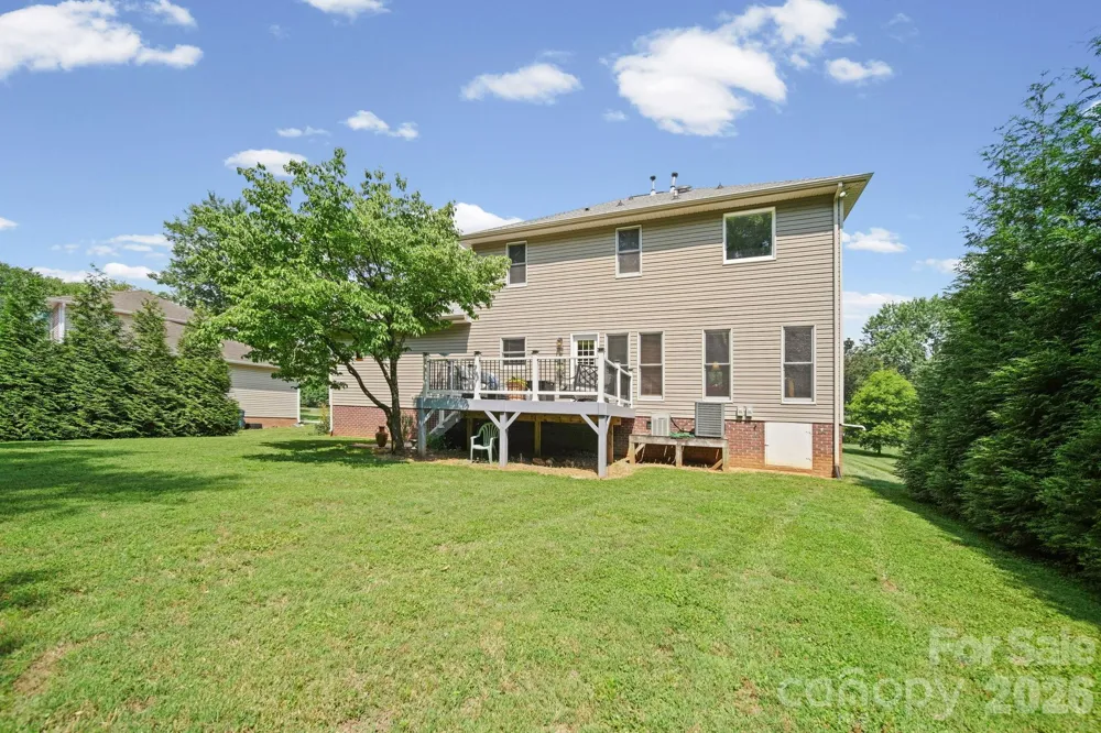 8513 Middleton Circle Harrisburg, NC 28075