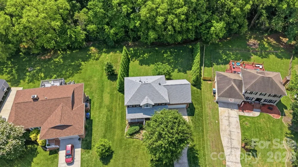 8513 Middleton Circle Harrisburg, NC 28075