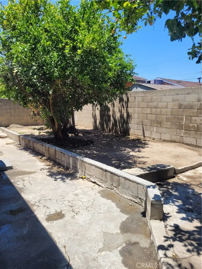 11923 Algardi Norwalk, CA 90650