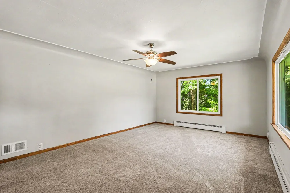 3477 W Garfield Road New Era, MI 49446