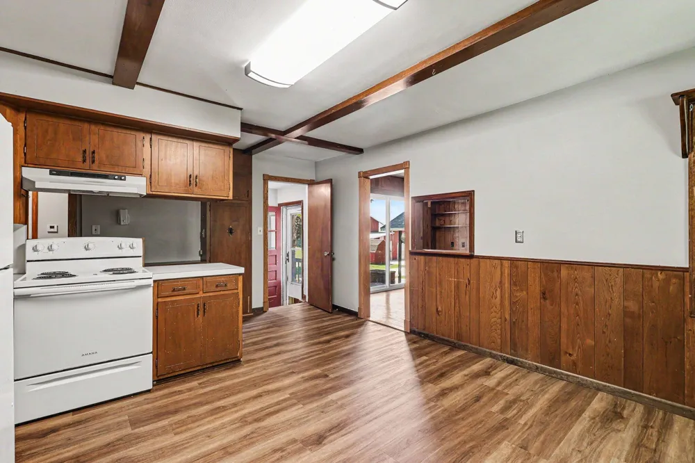 3477 W Garfield Road New Era, MI 49446
