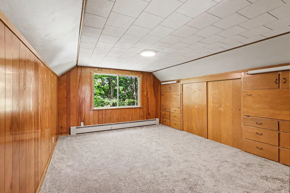 3477 W Garfield Road New Era, MI 49446