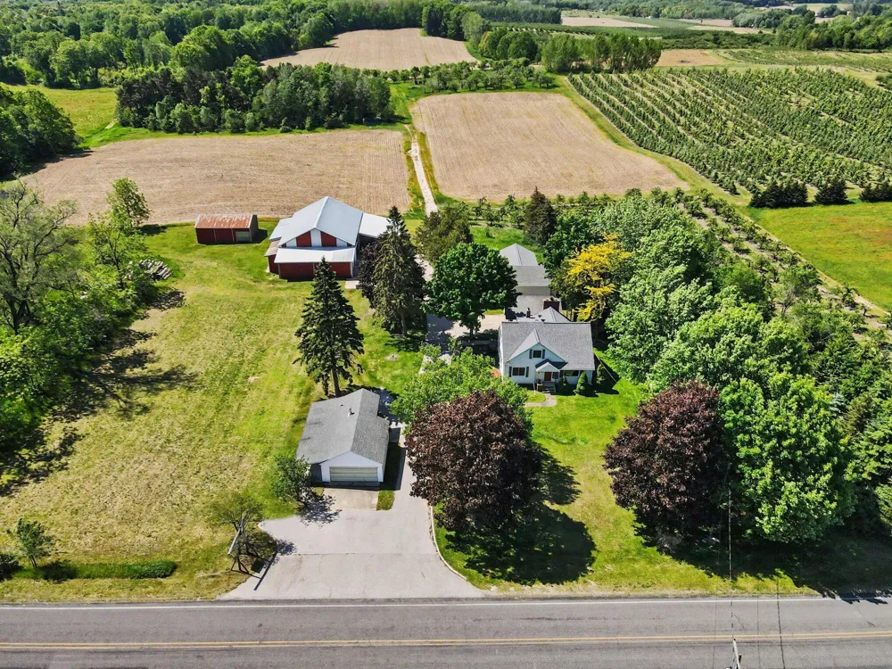 3477 W Garfield Road New Era, MI 49446