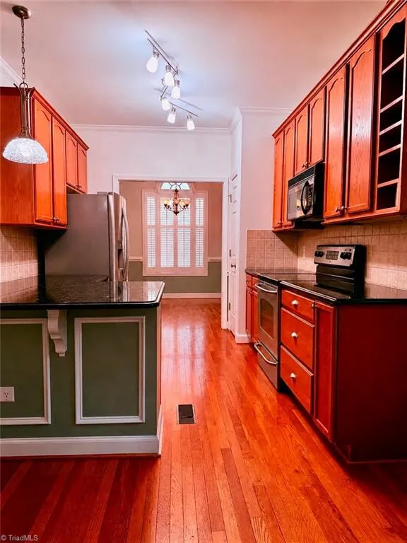 215 Clubmoss Way Clemmons, NC 27012