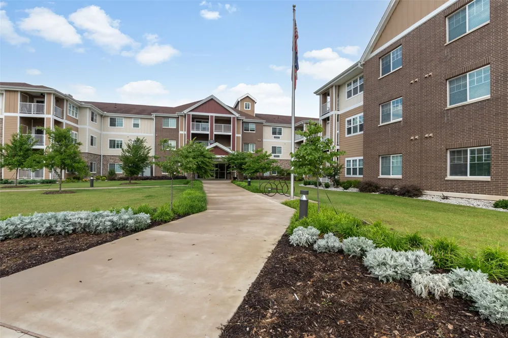 8381 Davis Boulevard #306 North Richland Hills, TX 76182