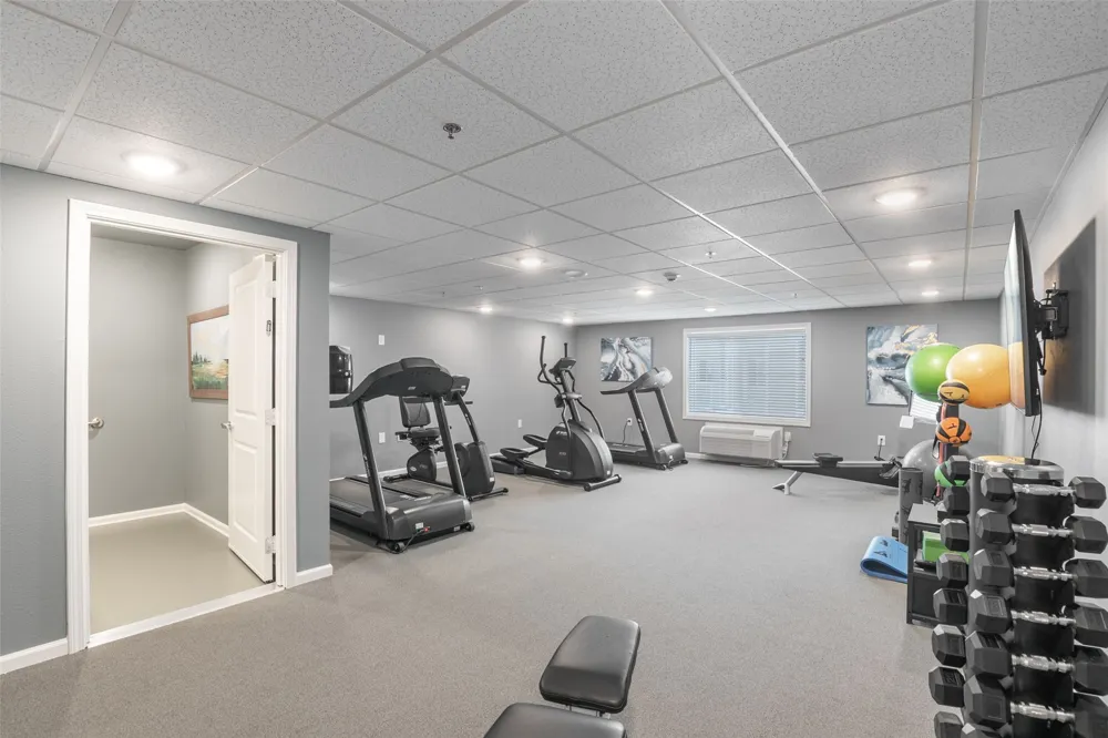 8381 Davis Boulevard #306 North Richland Hills, TX 76182