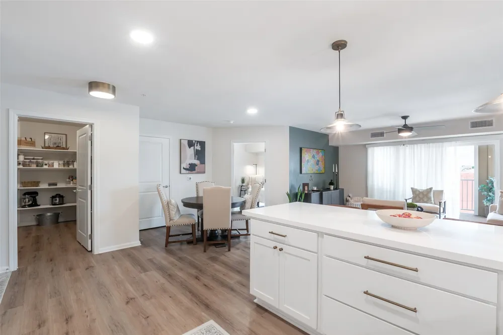 8381 Davis Boulevard #306 North Richland Hills, TX 76182