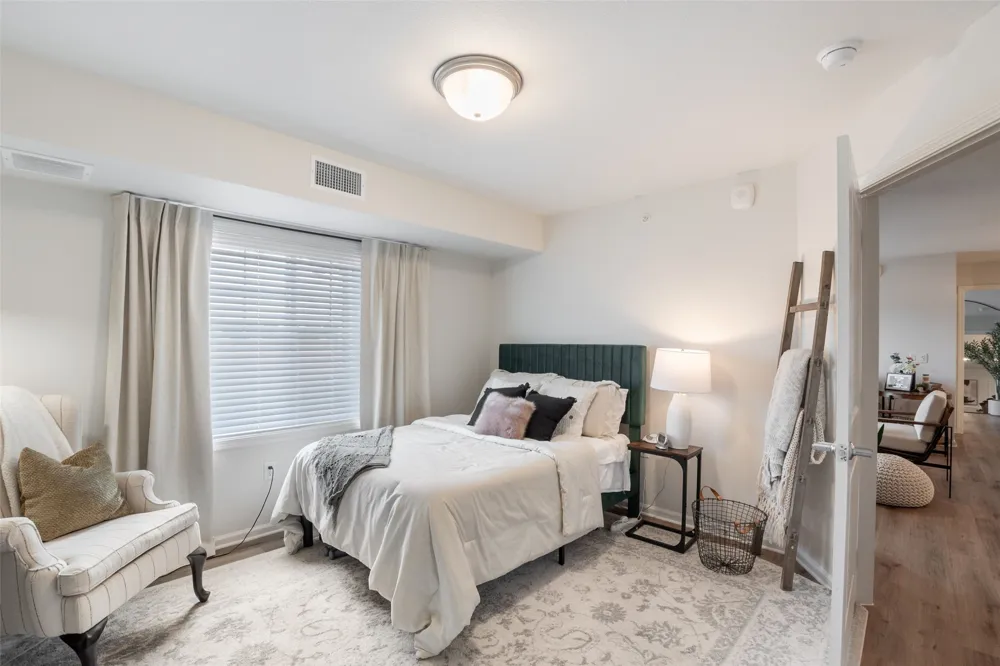8381 Davis Boulevard #306 North Richland Hills, TX 76182