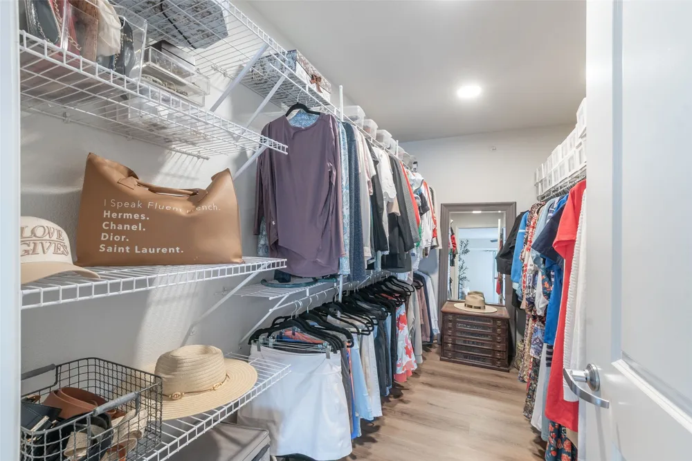8381 Davis Boulevard #306 North Richland Hills, TX 76182
