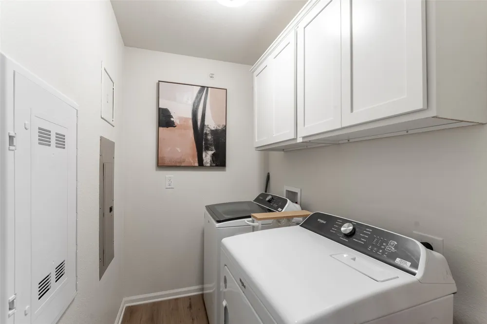 8381 Davis Boulevard #306 North Richland Hills, TX 76182