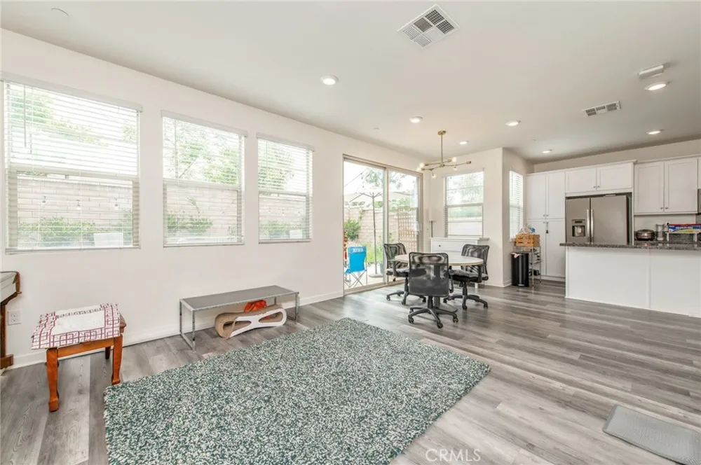 2205 Strawberry Court Upland, CA 91786