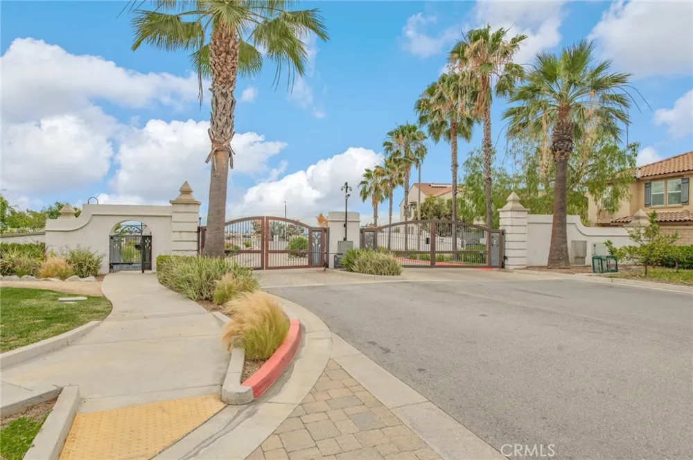 2205 Strawberry Court Upland, CA 91786
