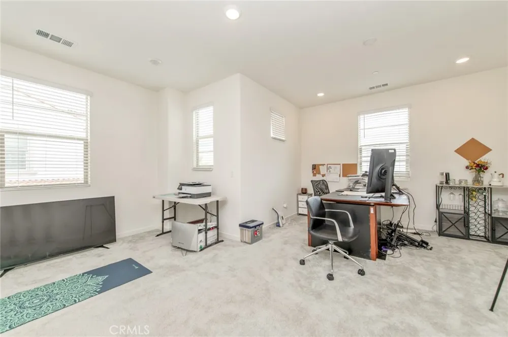 2205 Strawberry Court Upland, CA 91786
