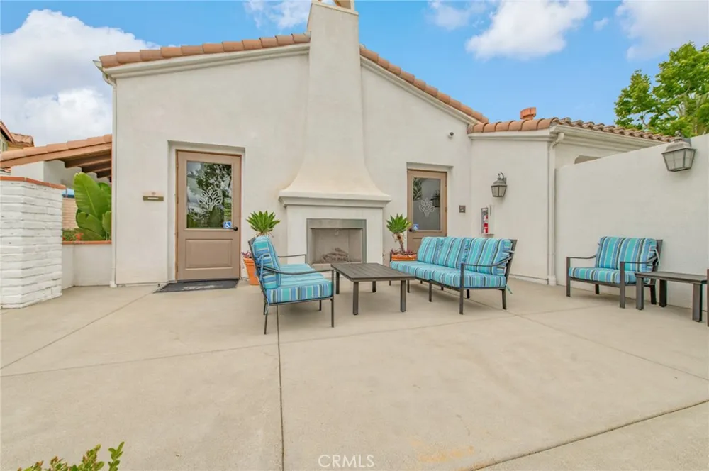 2205 Strawberry Court Upland, CA 91786