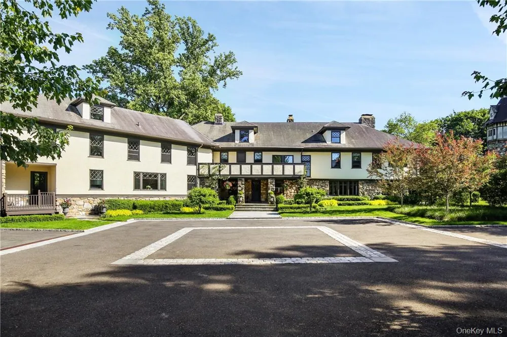 15 Sarosca Farm Lane Purchase, NY 10577