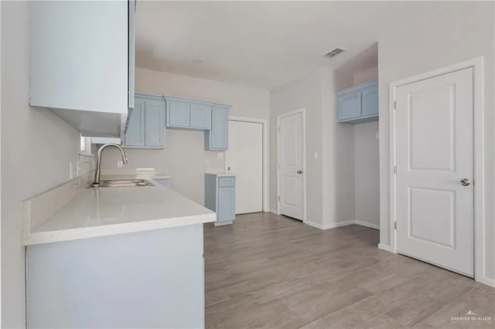 340 Eva Street Elsa, TX 78543
