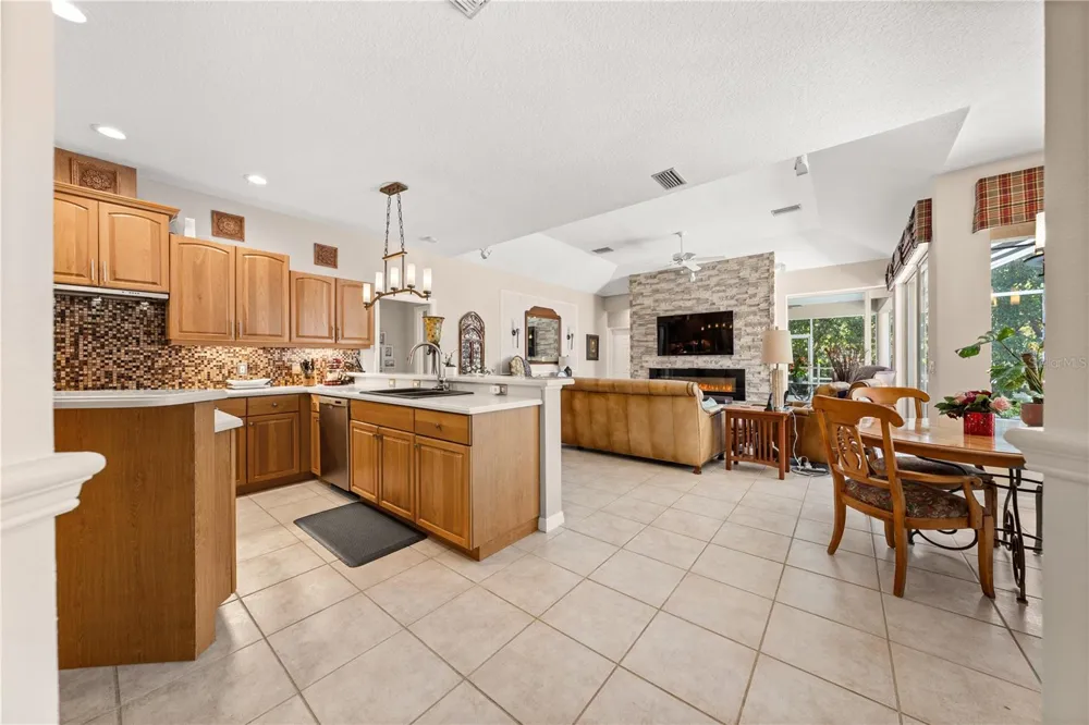 8224 WATERVIEW BOULEVARD Lakewood Ranch, FL 34202