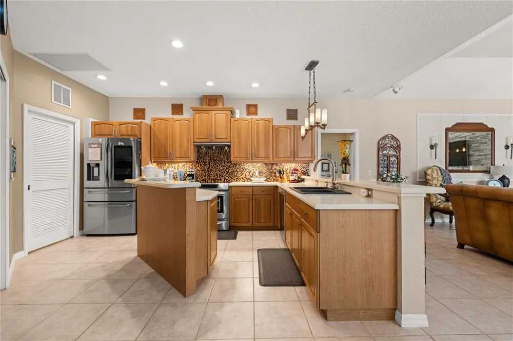 8224 WATERVIEW BOULEVARD Lakewood Ranch, FL 34202