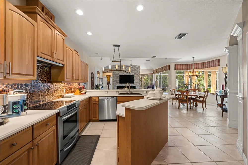 8224 WATERVIEW BOULEVARD Lakewood Ranch, FL 34202