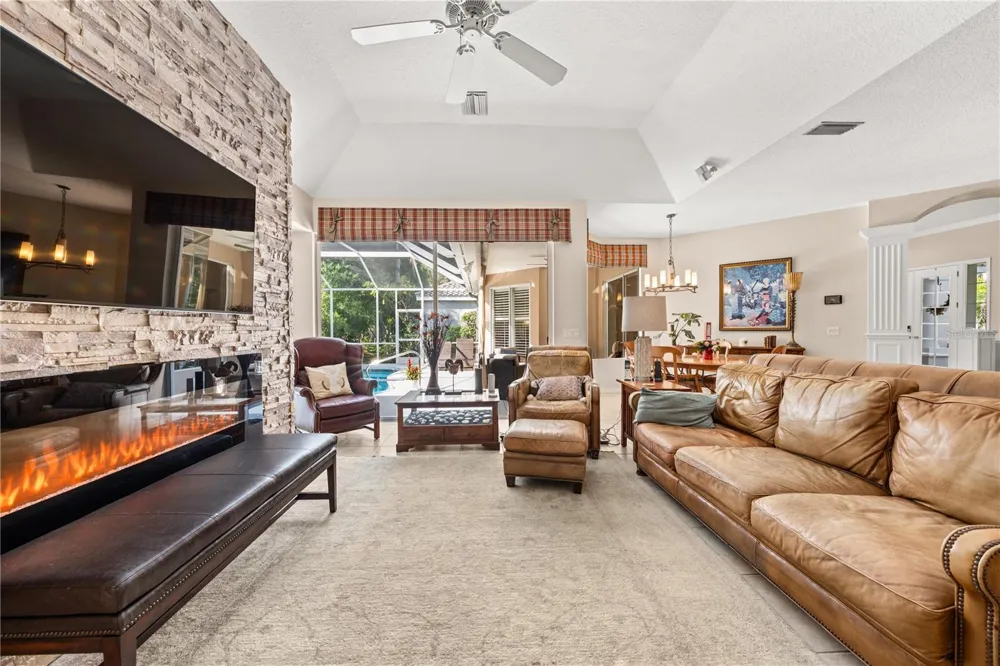 8224 WATERVIEW BOULEVARD Lakewood Ranch, FL 34202