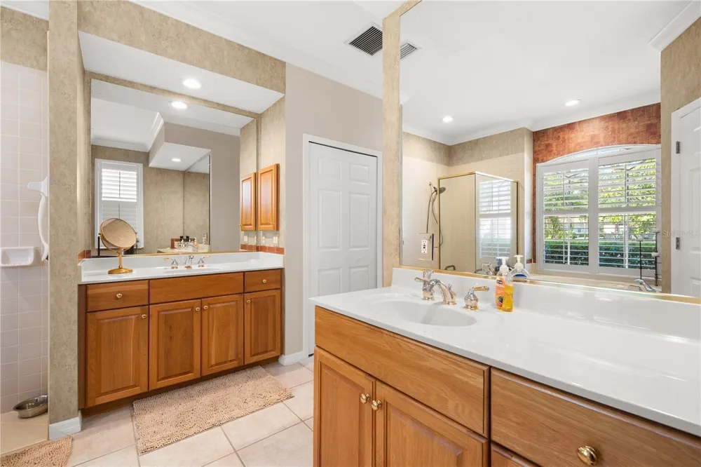 8224 WATERVIEW BOULEVARD Lakewood Ranch, FL 34202