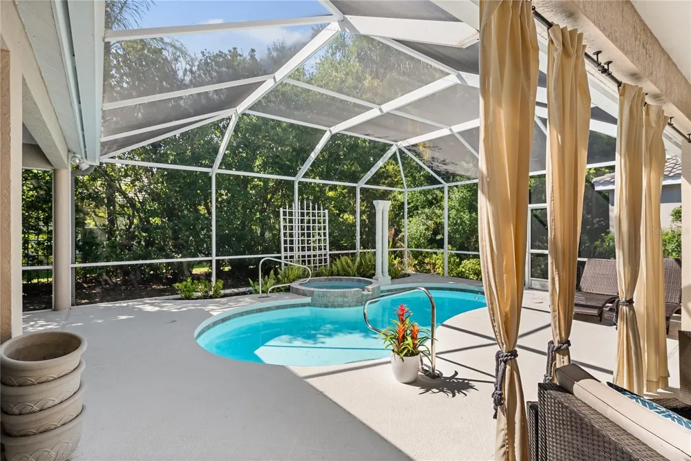 8224 WATERVIEW BOULEVARD Lakewood Ranch, FL 34202