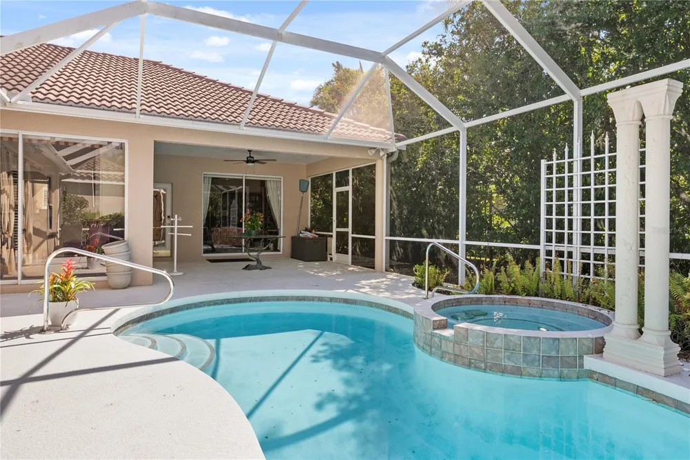 8224 WATERVIEW BOULEVARD Lakewood Ranch, FL 34202