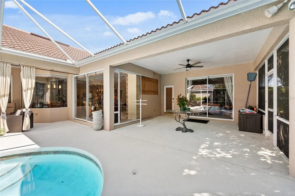 8224 WATERVIEW BOULEVARD Lakewood Ranch, FL 34202