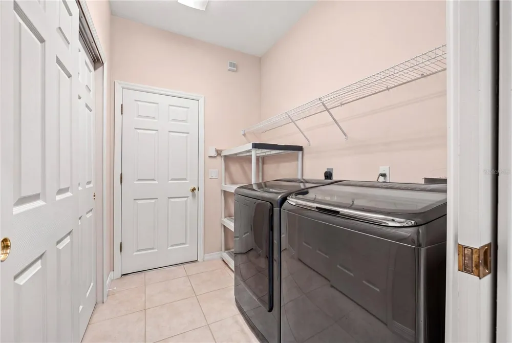 8224 WATERVIEW BOULEVARD Lakewood Ranch, FL 34202